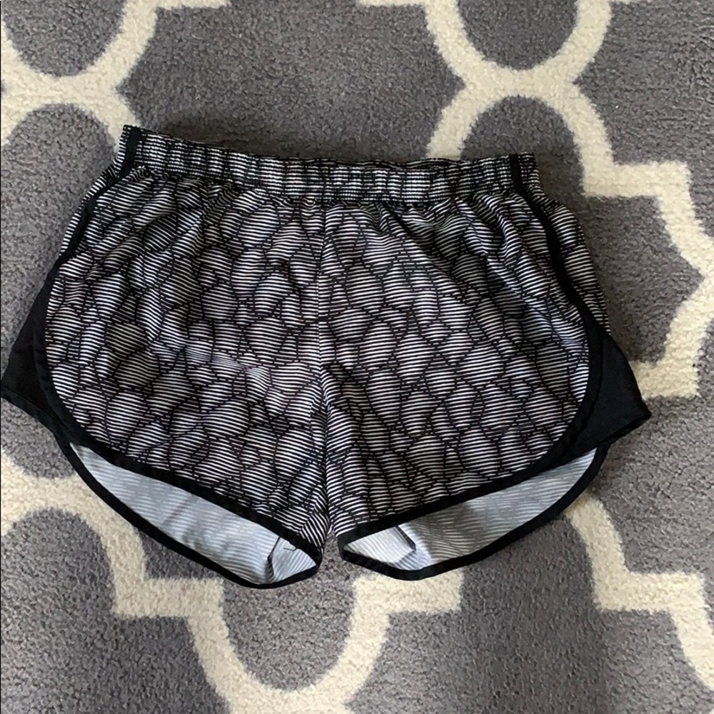 women’s nike running shorts